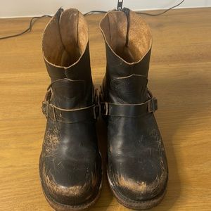 Women Freebird by Steven boots. Dark Brown. Size 7 1/2